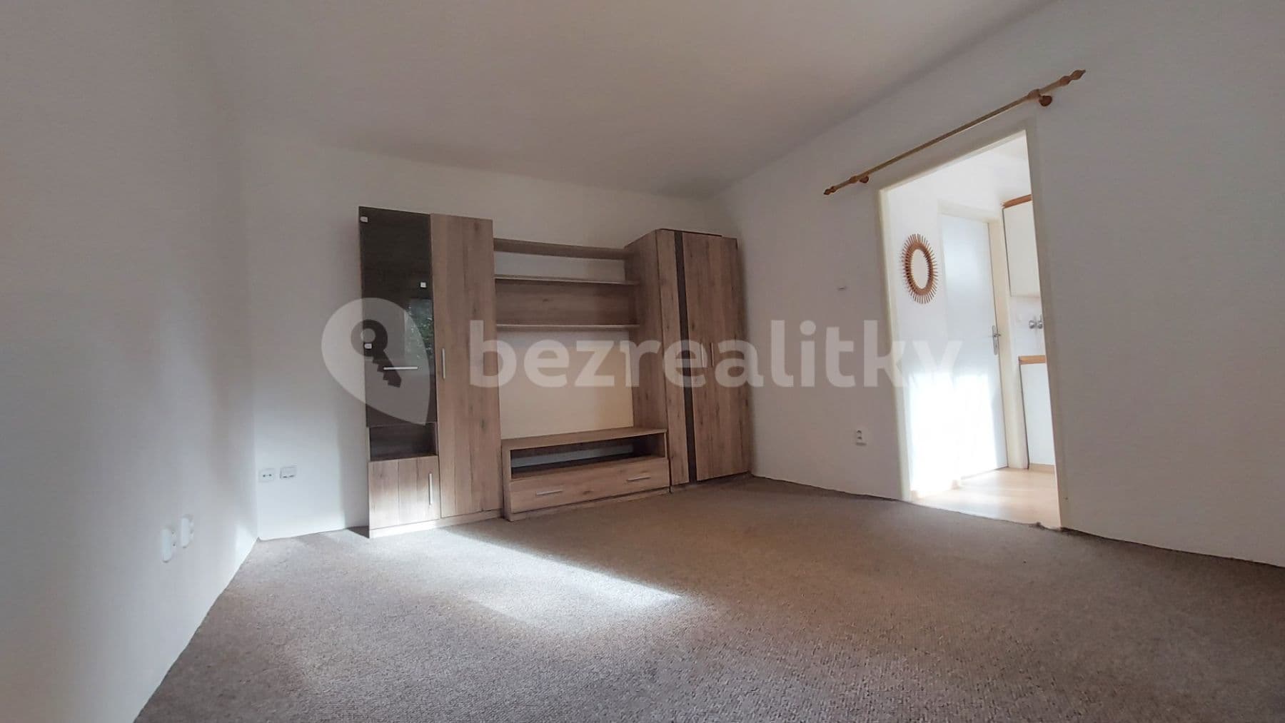 Prenájom bytu 1-izbový 34 m², Akátová, Chrudim, Pardubický kraj Prenájom bytu 1-izbový 34 m², Akátová, Chrudim, Pardubický kraj