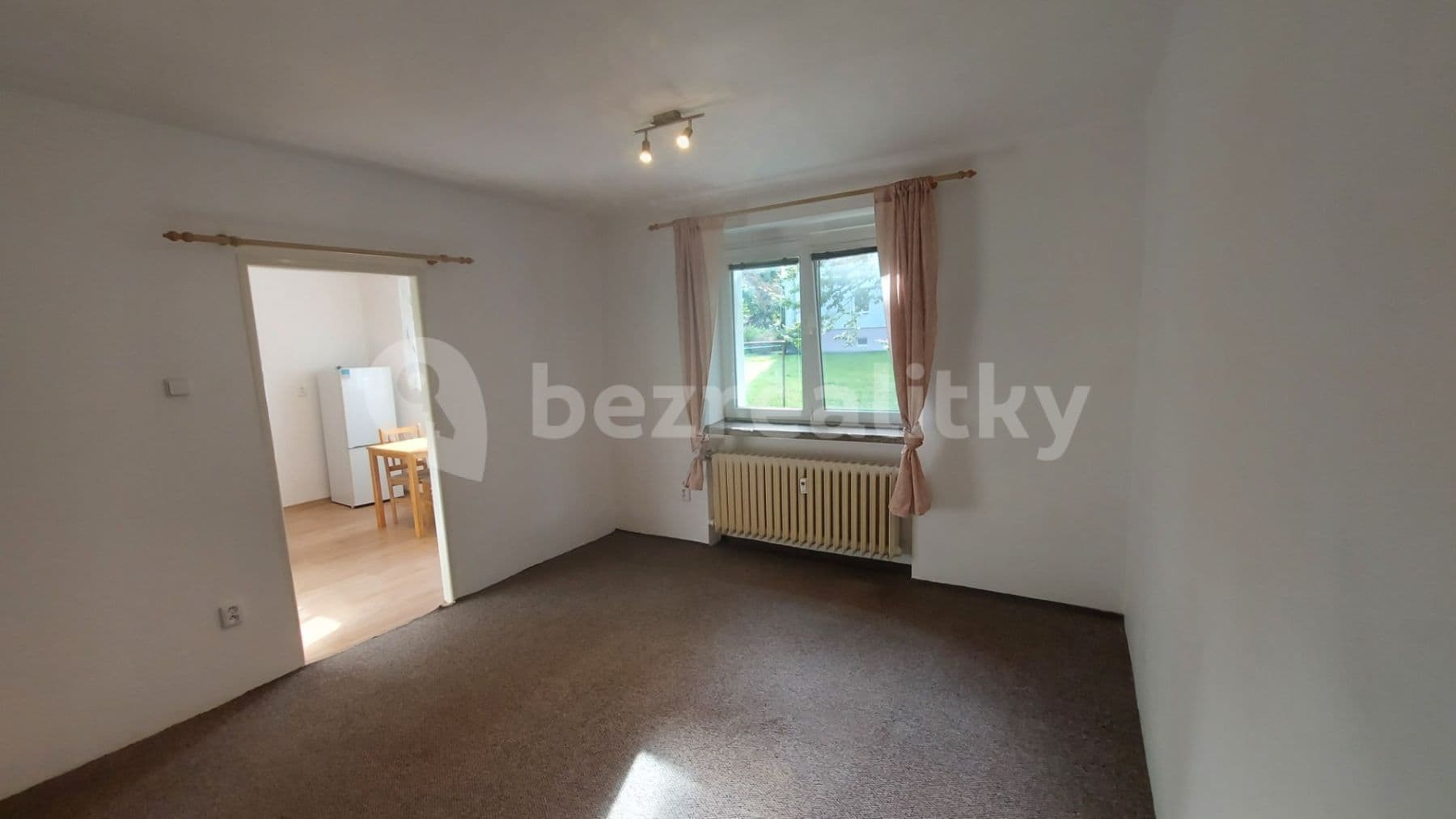 Prenájom bytu 1-izbový 34 m², Akátová, Chrudim, Pardubický kraj Prenájom bytu 1-izbový 34 m², Akátová, Chrudim, Pardubický kraj