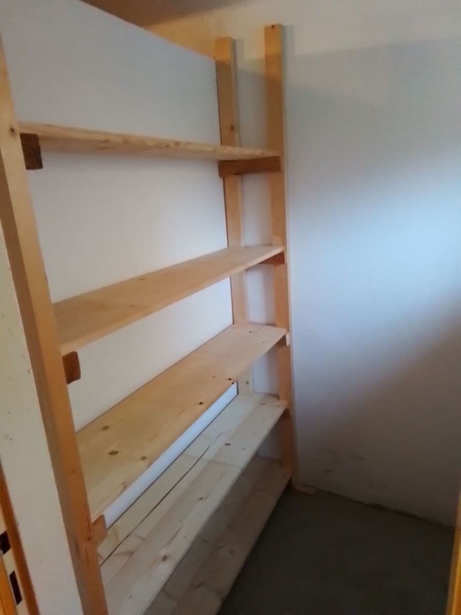 Prenájom bytu 1-izbový 34 m², Akátová, Chrudim, Pardubický kraj Prenájom bytu 1-izbový 34 m², Akátová, Chrudim, Pardubický kraj