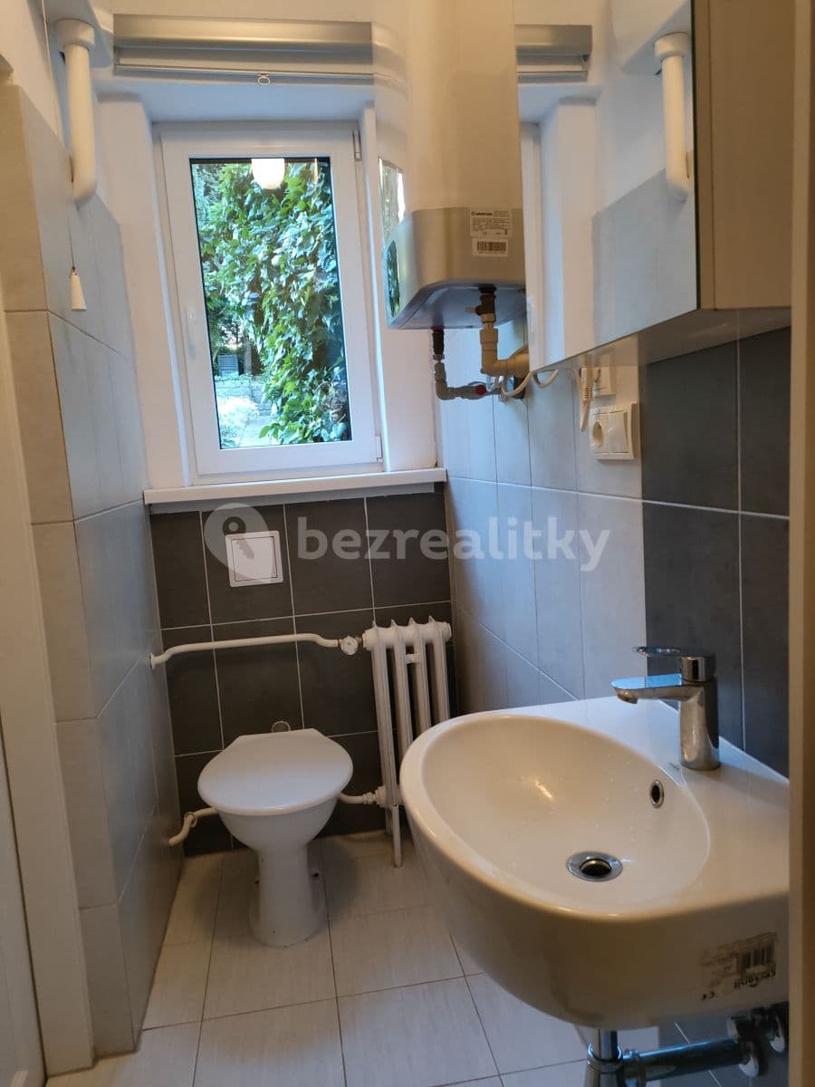 Prenájom bytu 2-izbový 53 m², Pod stanicí, Praha, Praha Prenájom bytu 2-izbový 53 m², Pod stanicí, Praha, Praha