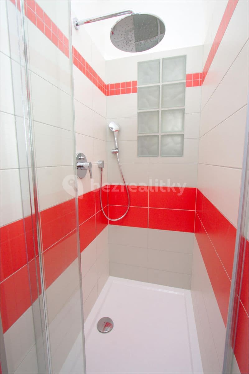 Prenájom bytu 2-izbový 80 m², Hartigova, Praha, Praha Prenájom bytu 2-izbový 80 m², Hartigova, Praha, Praha