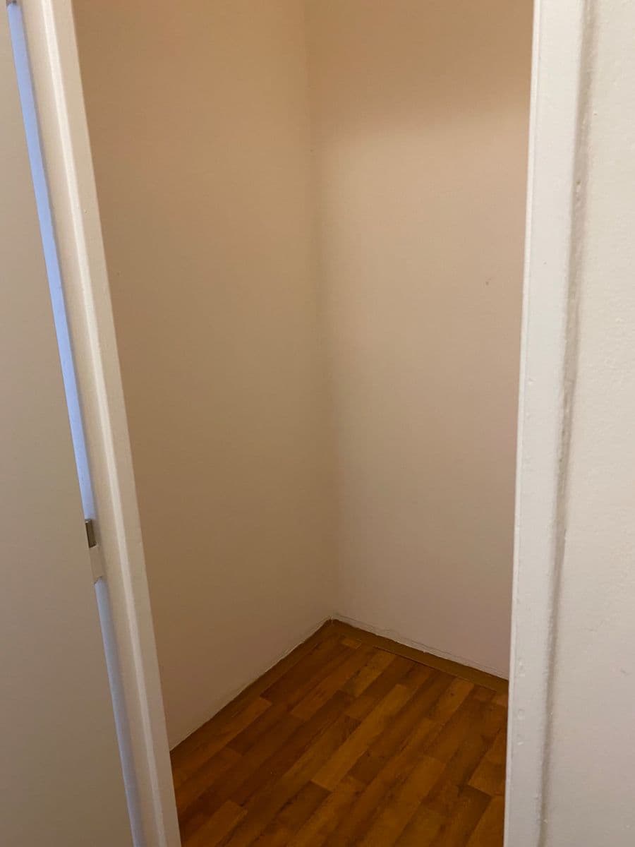 Prenájom bytu 1-izbový 50 m², Oblouková, Děčín, Ústecký kraj Prenájom bytu 1-izbový 50 m², Oblouková, Děčín, Ústecký kraj
