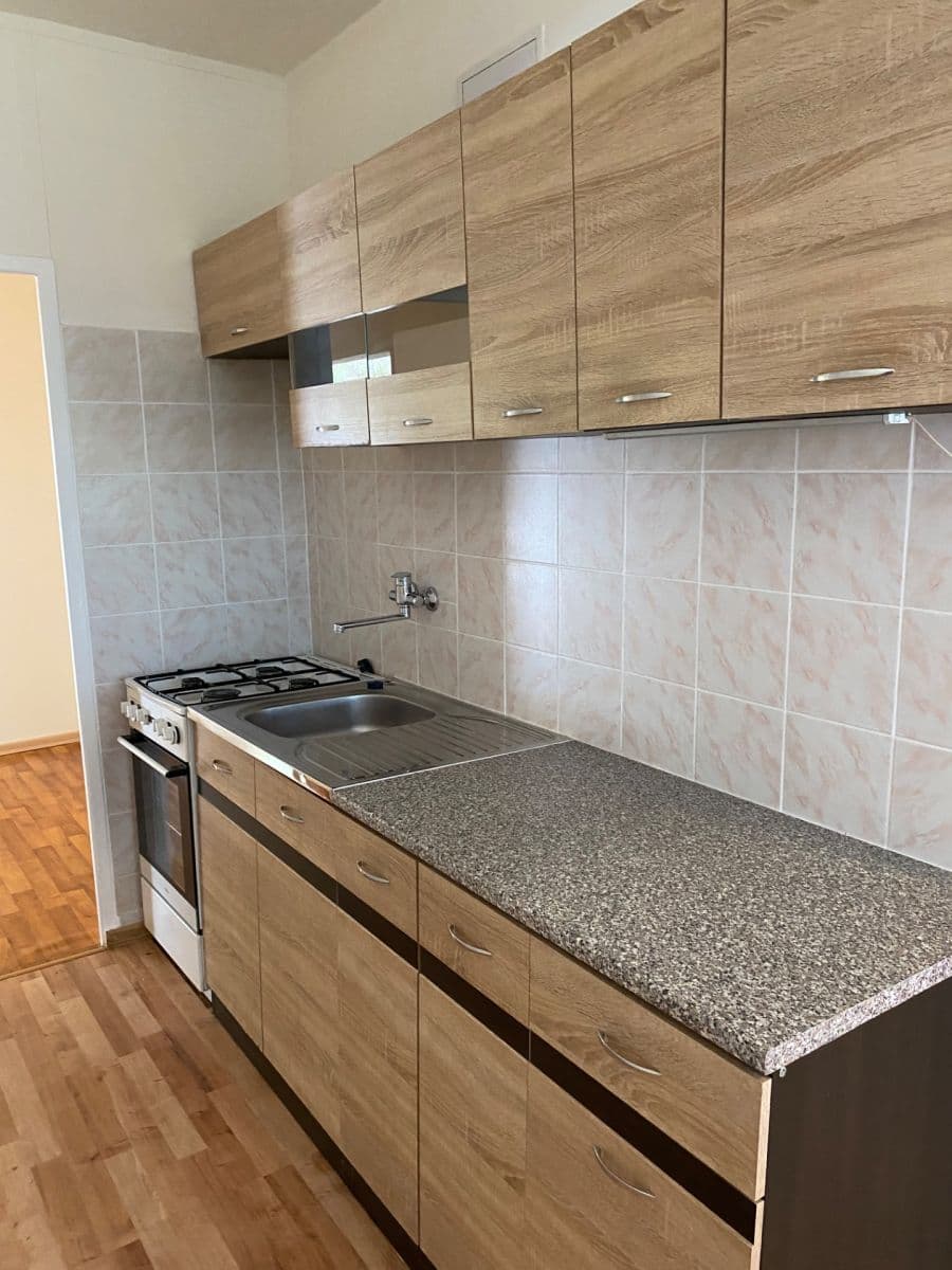 Prenájom bytu 1-izbový 50 m², Oblouková, Děčín, Ústecký kraj Prenájom bytu 1-izbový 50 m², Oblouková, Děčín, Ústecký kraj
