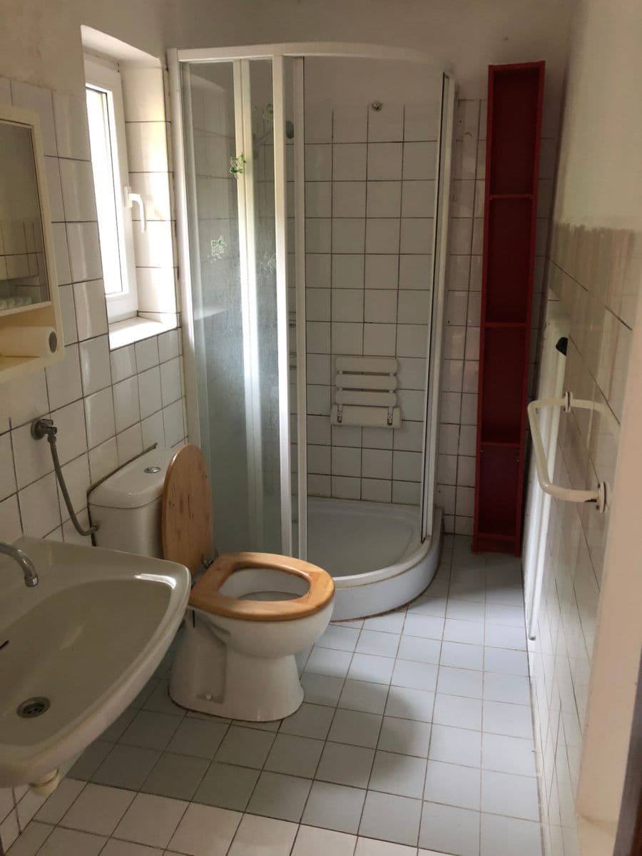 Prenájom domu 80 m², pozemok 380 m², Spořická, Praha, Praha Prenájom domu 80 m², pozemok 380 m², Spořická, Praha, Praha