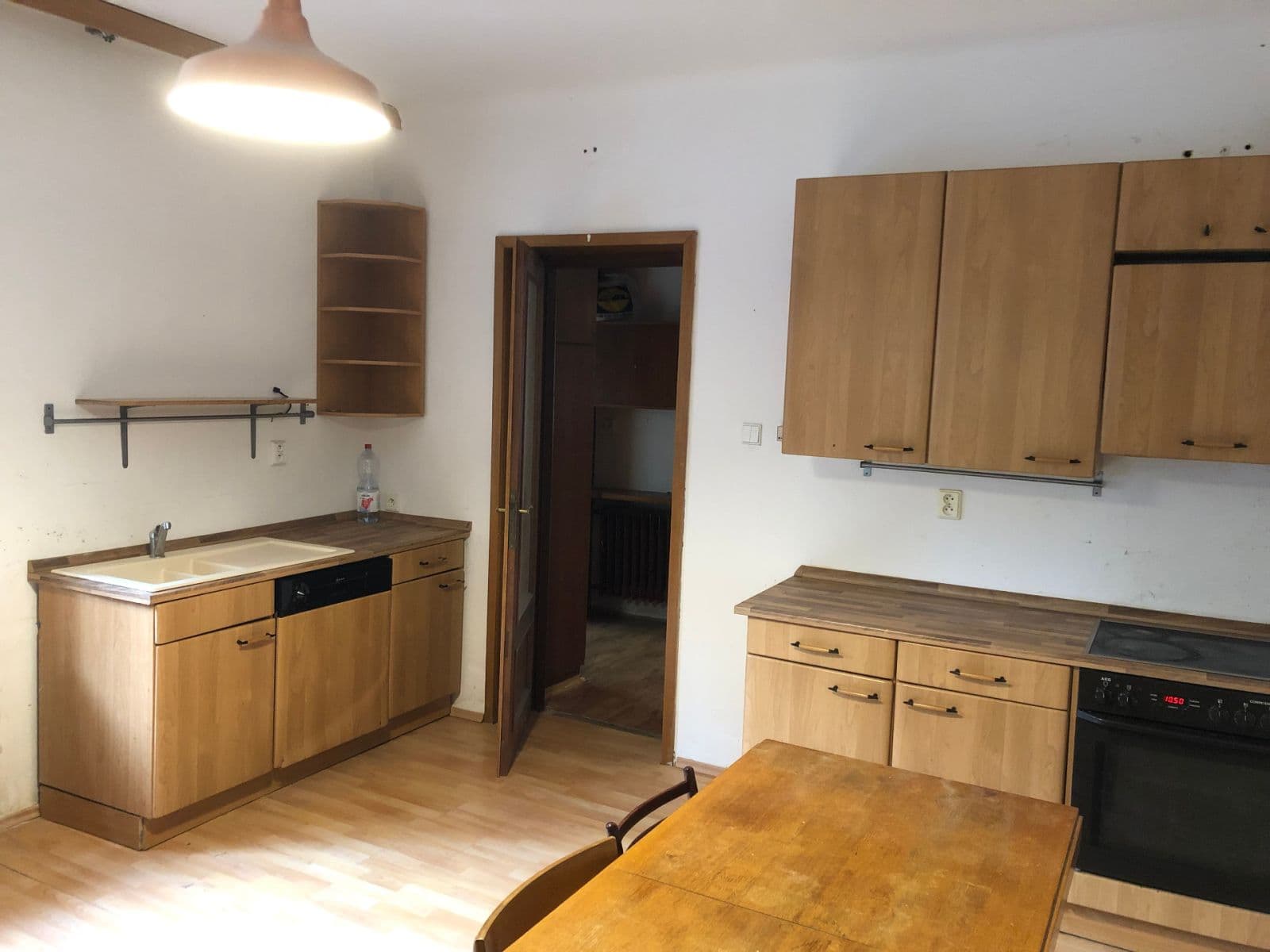 Prenájom domu 80 m², pozemok 380 m², Spořická, Praha, Praha Prenájom domu 80 m², pozemok 380 m², Spořická, Praha, Praha