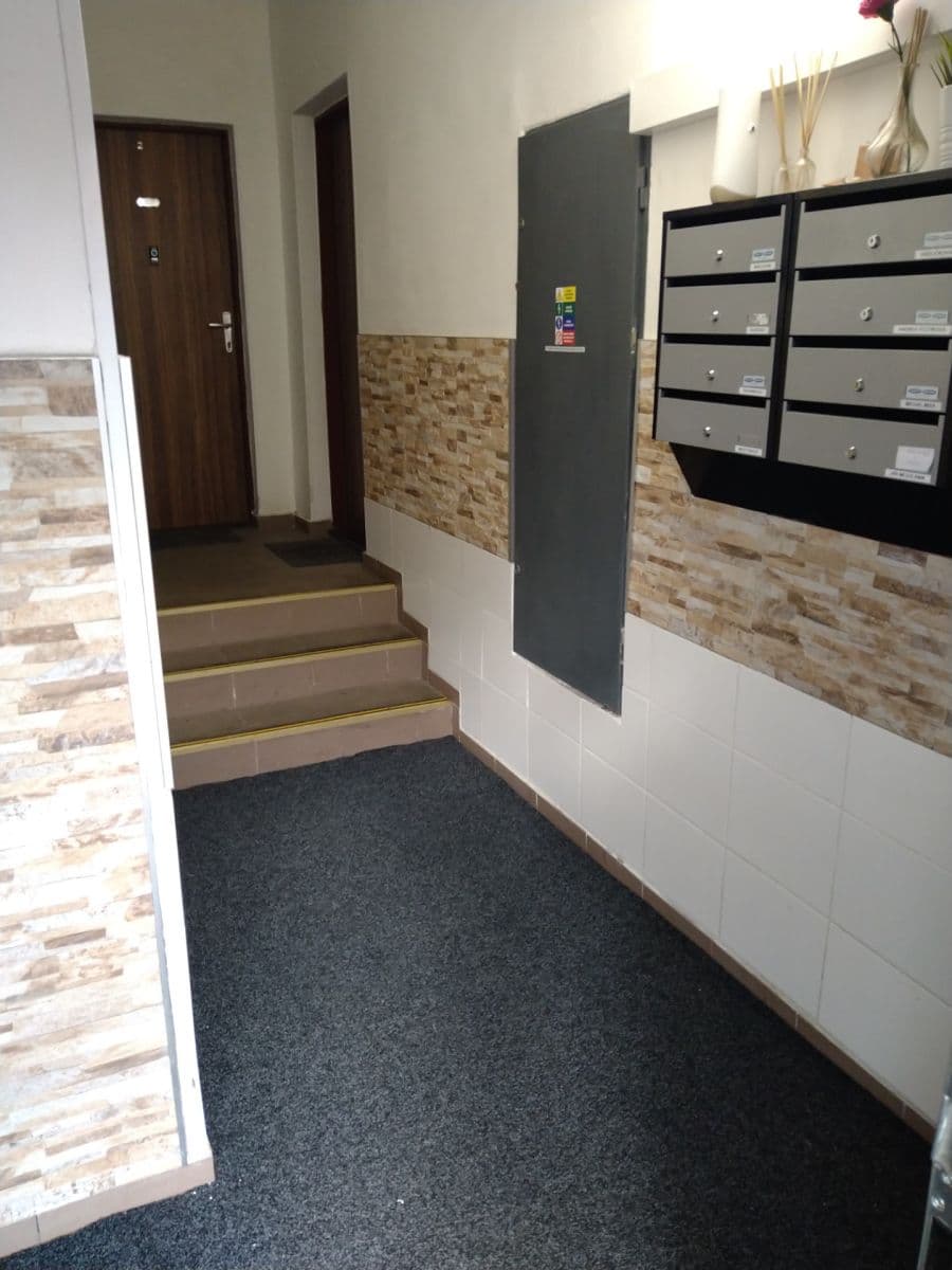 Prenájom bytu 2-izbový 49 m², Michálkovická, Ostrava, Moravskoslezský kraj Prenájom bytu 2-izbový 49 m², Michálkovická, Ostrava, Moravskoslezský kraj