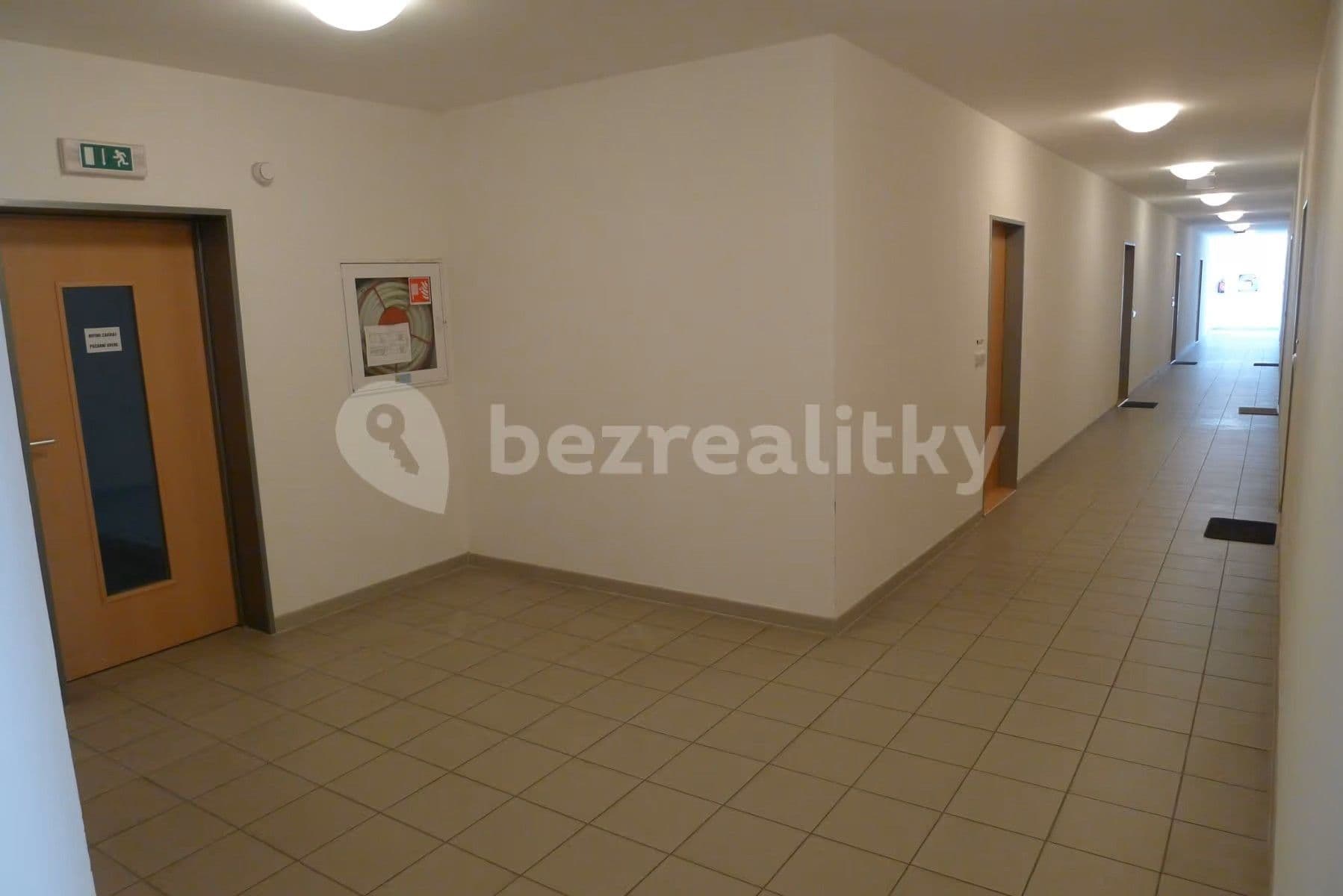 Prenájom garáže 12 m², Sluneční náměstí, Praha, Praha Prenájom garáže 12 m², Sluneční náměstí, Praha, Praha