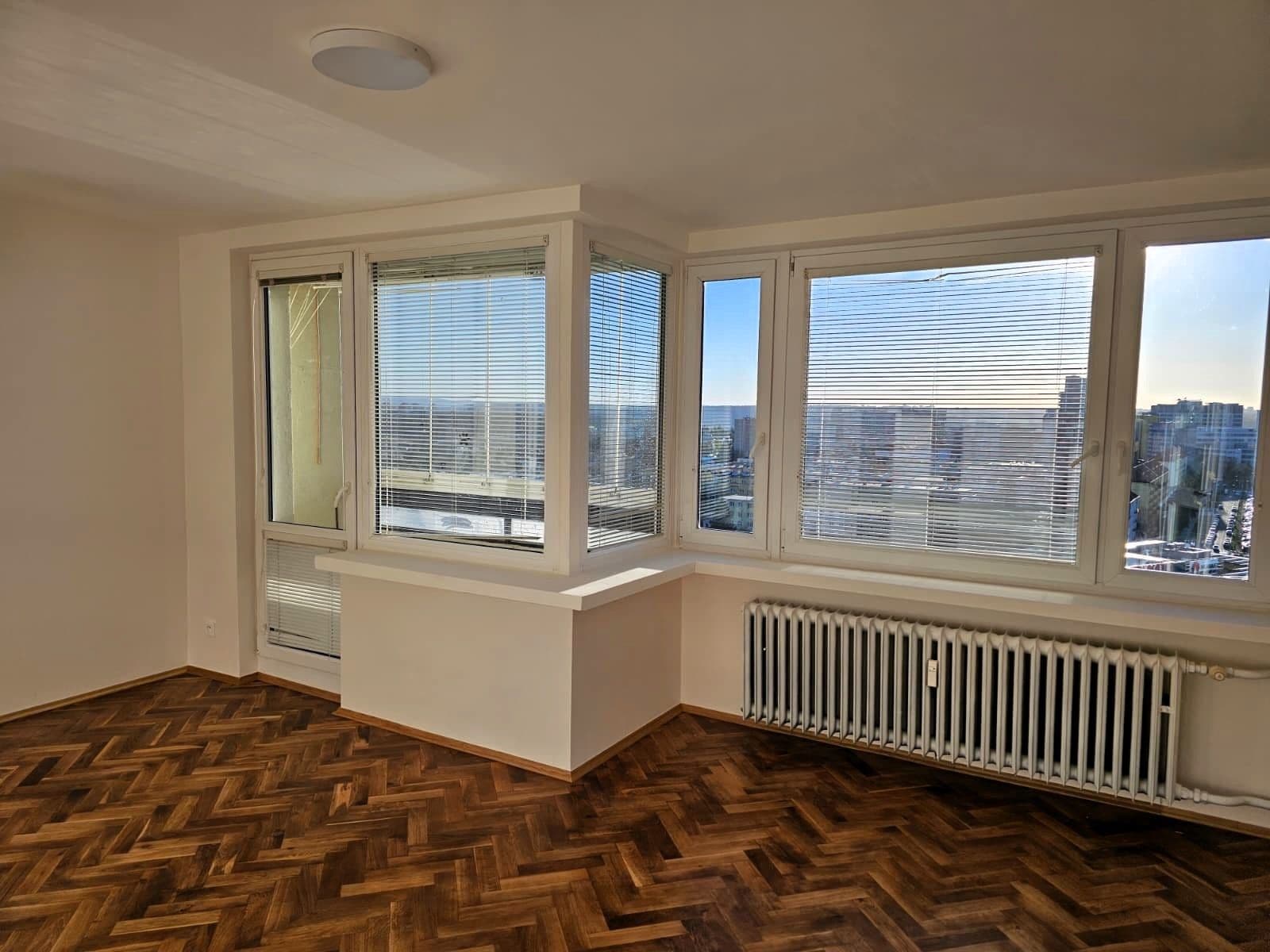 Prenájom bytu 2-izbový 60 m², Pod dálnicí, Praha, Praha Prenájom bytu 2-izbový 60 m², Pod dálnicí, Praha, Praha