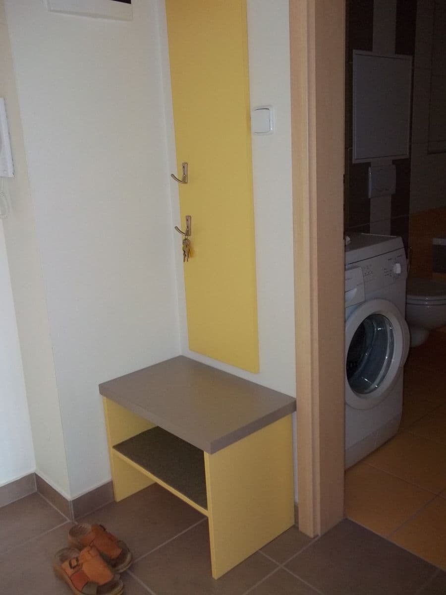 Prenájom bytu 1-izbový 41 m², Česká, Jihomoravský kraj Prenájom bytu 1-izbový 41 m², Česká, Jihomoravský kraj