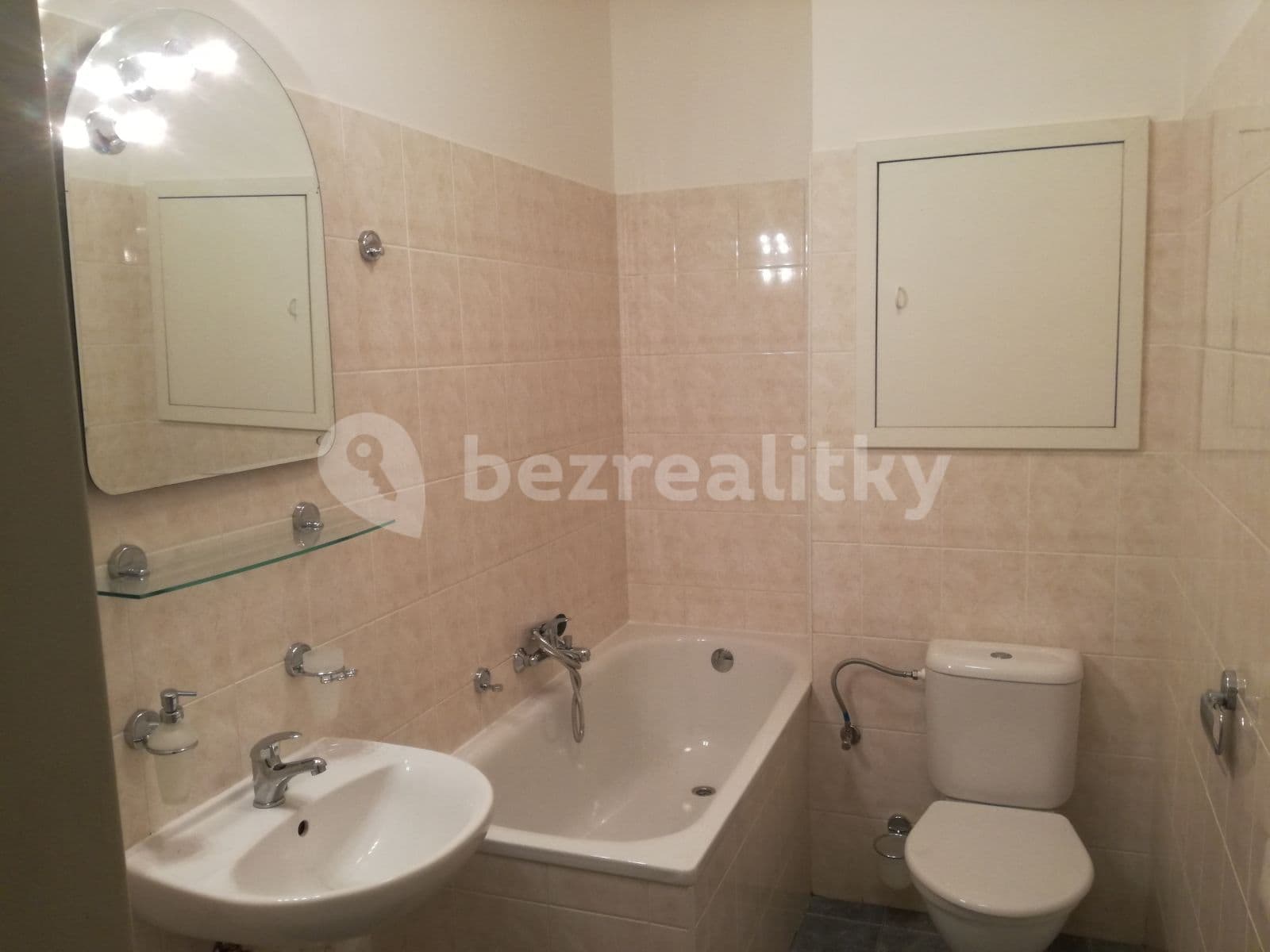 Prenájom bytu 2-izbový 55 m², Podlesí V, Zlín, Zlínský kraj Prenájom bytu 2-izbový 55 m², Podlesí V, Zlín, Zlínský kraj