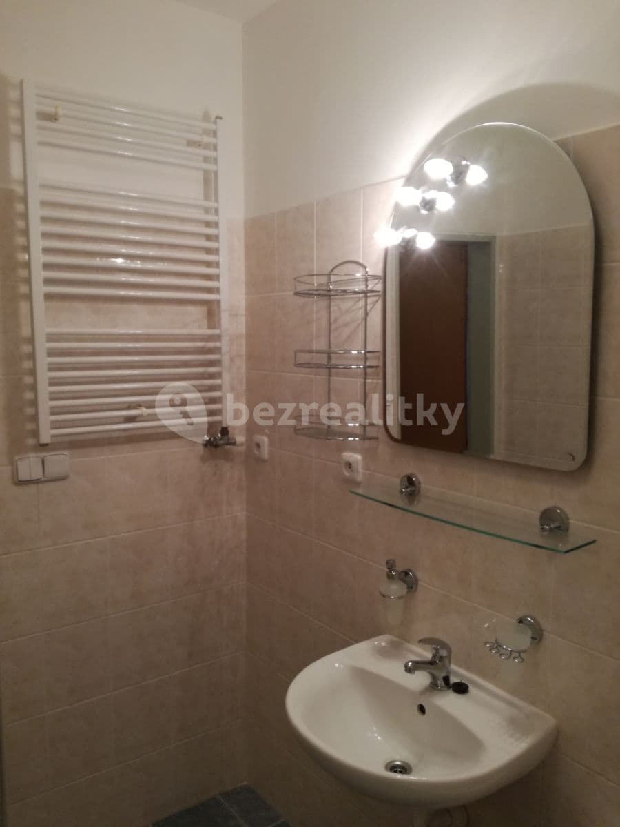 Prenájom bytu 2-izbový 55 m², Podlesí V, Zlín, Zlínský kraj Prenájom bytu 2-izbový 55 m², Podlesí V, Zlín, Zlínský kraj