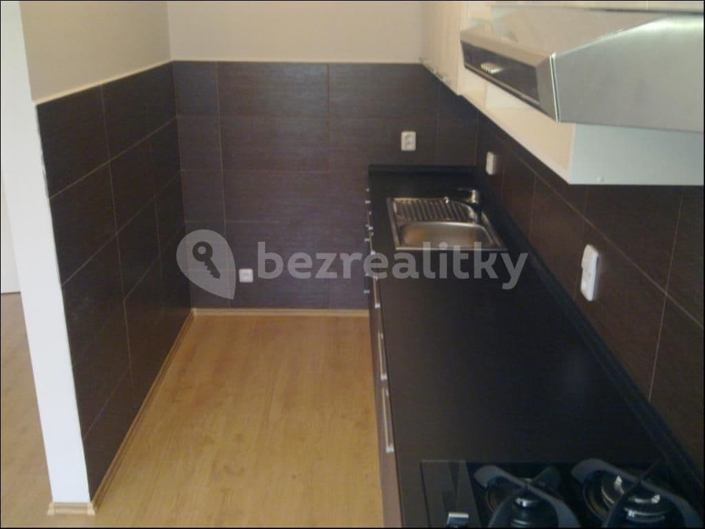 Prenájom bytu 3-izbový 74 m², Moravská, Karlovy Vary, Karlovarský kraj Prenájom bytu 3-izbový 74 m², Moravská, Karlovy Vary, Karlovarský kraj