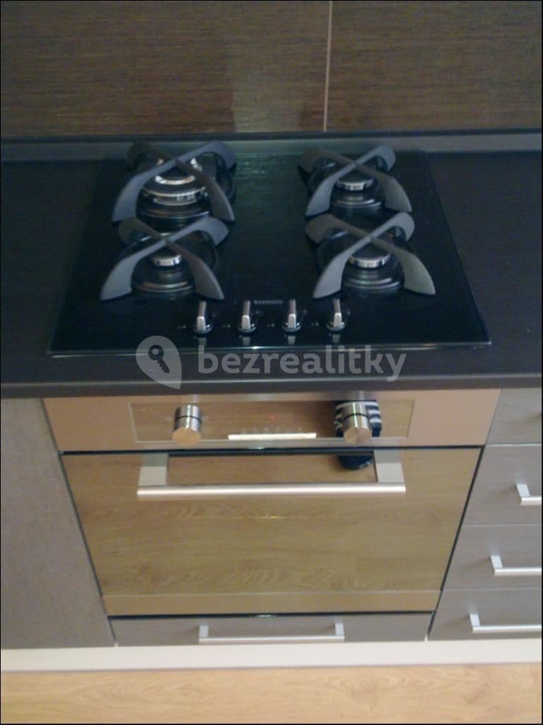 Prenájom bytu 3-izbový 74 m², Moravská, Karlovy Vary, Karlovarský kraj Prenájom bytu 3-izbový 74 m², Moravská, Karlovy Vary, Karlovarský kraj