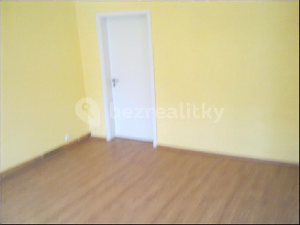 Prenájom bytu 3-izbový 74 m², Moravská, Karlovy Vary, Karlovarský kraj Prenájom bytu 3-izbový 74 m², Moravská, Karlovy Vary, Karlovarský kraj