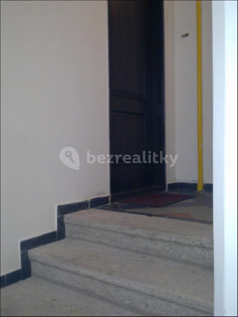 Prenájom bytu 3-izbový 74 m², Moravská, Karlovy Vary, Karlovarský kraj Prenájom bytu 3-izbový 74 m², Moravská, Karlovy Vary, Karlovarský kraj