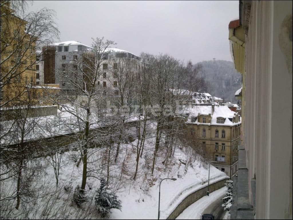 Prenájom bytu 3-izbový 74 m², Moravská, Karlovy Vary, Karlovarský kraj Prenájom bytu 3-izbový 74 m², Moravská, Karlovy Vary, Karlovarský kraj