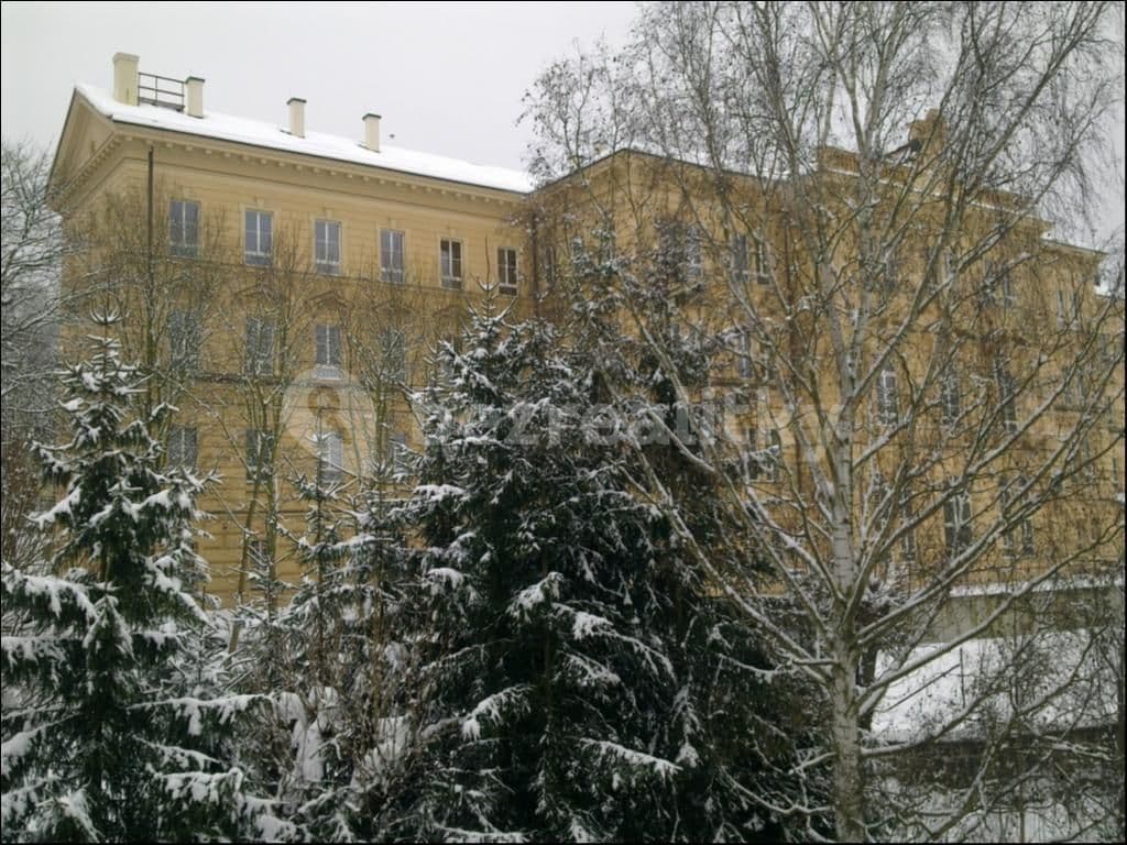 Prenájom bytu 3-izbový 74 m², Moravská, Karlovy Vary, Karlovarský kraj Prenájom bytu 3-izbový 74 m², Moravská, Karlovy Vary, Karlovarský kraj