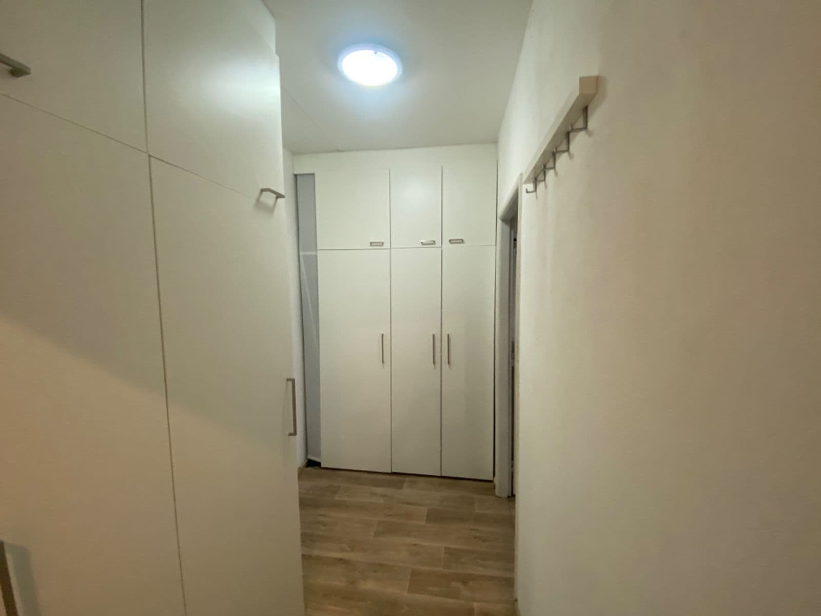 Prenájom bytu 1-izbový 37 m², Sládkovičova, Praha, Praha Prenájom bytu 1-izbový 37 m², Sládkovičova, Praha, Praha