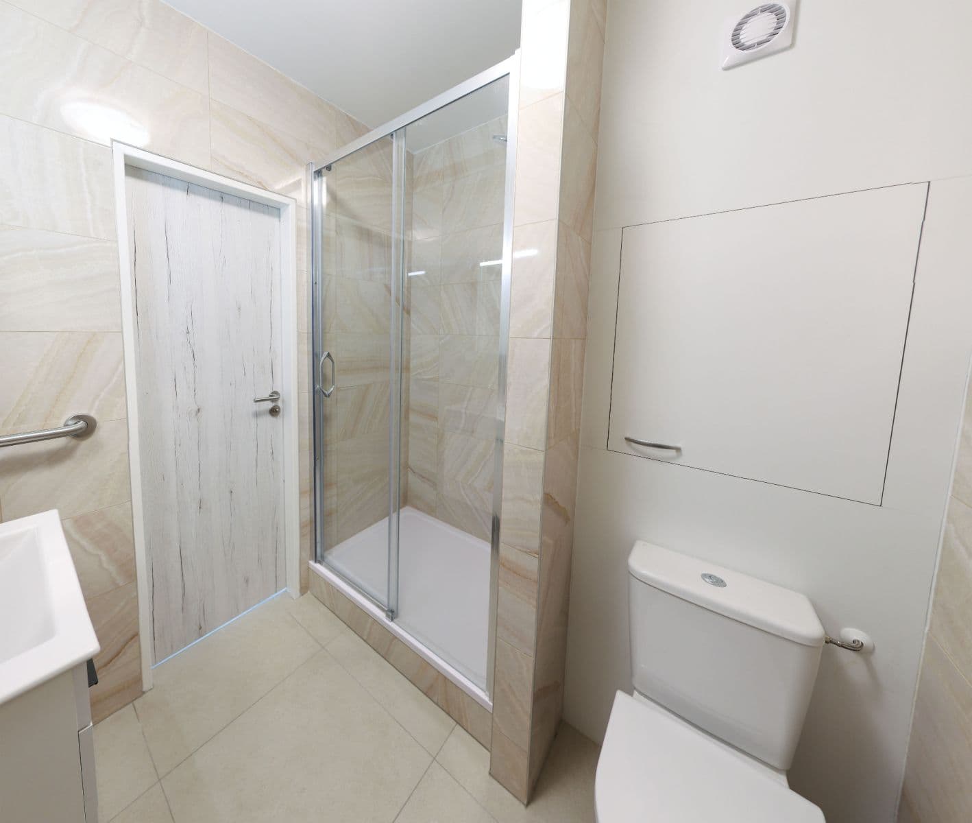 Prenájom bytu 1-izbový 38 m², Evžena Rošického, Ostrava, Moravskoslezský kraj Prenájom bytu 1-izbový 38 m², Evžena Rošického, Ostrava, Moravskoslezský kraj