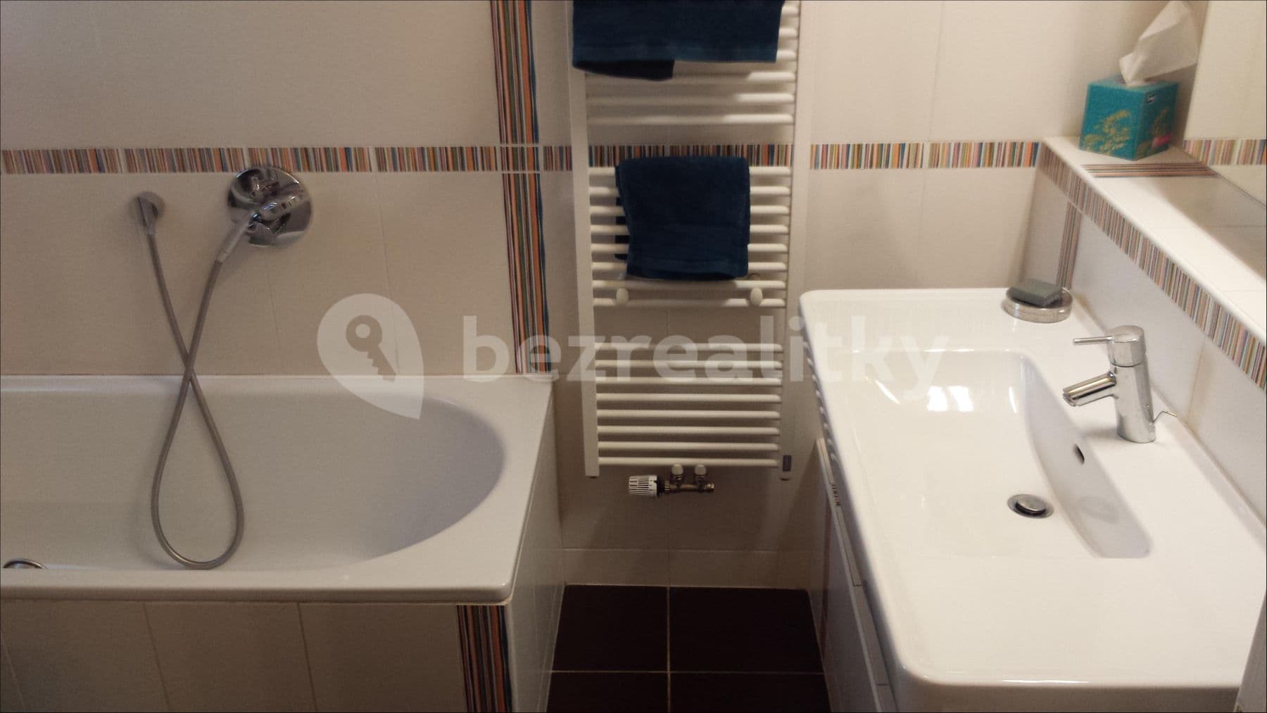 Prenájom bytu 2-izbový 70 m², Na Vršku, Praha, Praha Prenájom bytu 2-izbový 70 m², Na Vršku, Praha, Praha