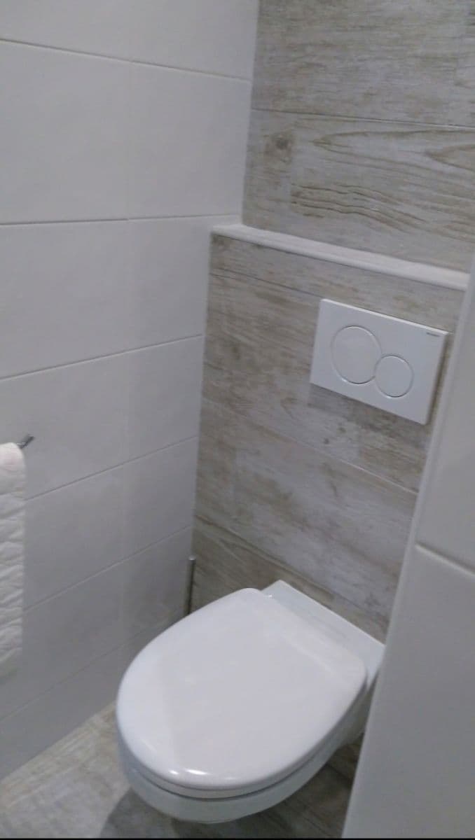 Prenájom bytu 2-izbový 43 m², Jabloňová, Praha, Praha Prenájom bytu 2-izbový 43 m², Jabloňová, Praha, Praha