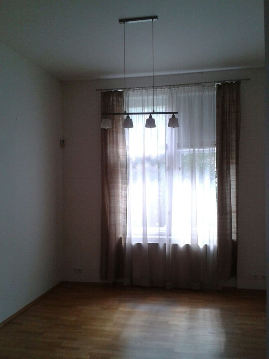 Prenájom bytu 2-izbový 60 m², Jana Masaryka, Praha, Praha Prenájom bytu 2-izbový 60 m², Jana Masaryka, Praha, Praha