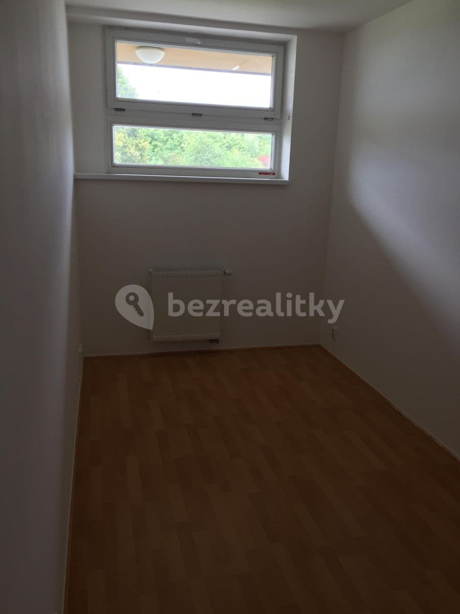 Prenájom bytu 3-izbový 67 m², Komenského, Horoměřice, Středočeský kraj Prenájom bytu 3-izbový 67 m², Komenského, Horoměřice, Středočeský kraj