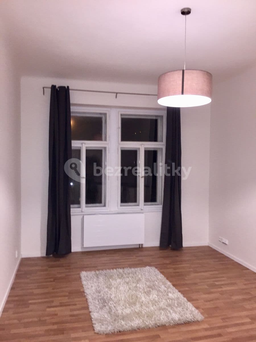 Prenájom bytu 2-izbový 50 m², Ostrovského, Praha, Praha Prenájom bytu 2-izbový 50 m², Ostrovského, Praha, Praha
