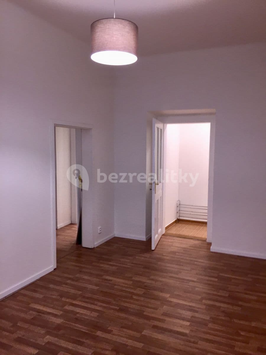 Prenájom bytu 2-izbový 50 m², Ostrovského, Praha, Praha Prenájom bytu 2-izbový 50 m², Ostrovského, Praha, Praha