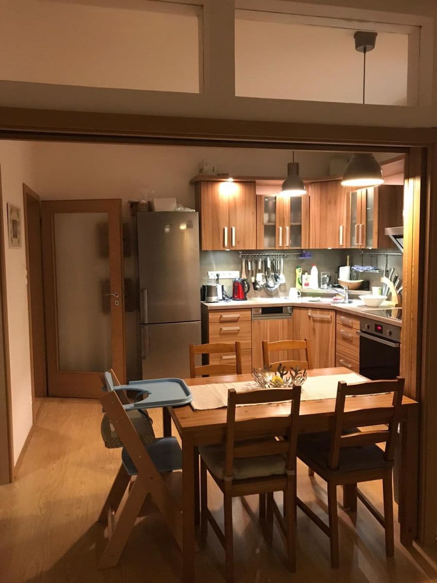 Prenájom bytu 2-izbový 54 m², Kytlická, Praha, Praha Prenájom bytu 2-izbový 54 m², Kytlická, Praha, Praha