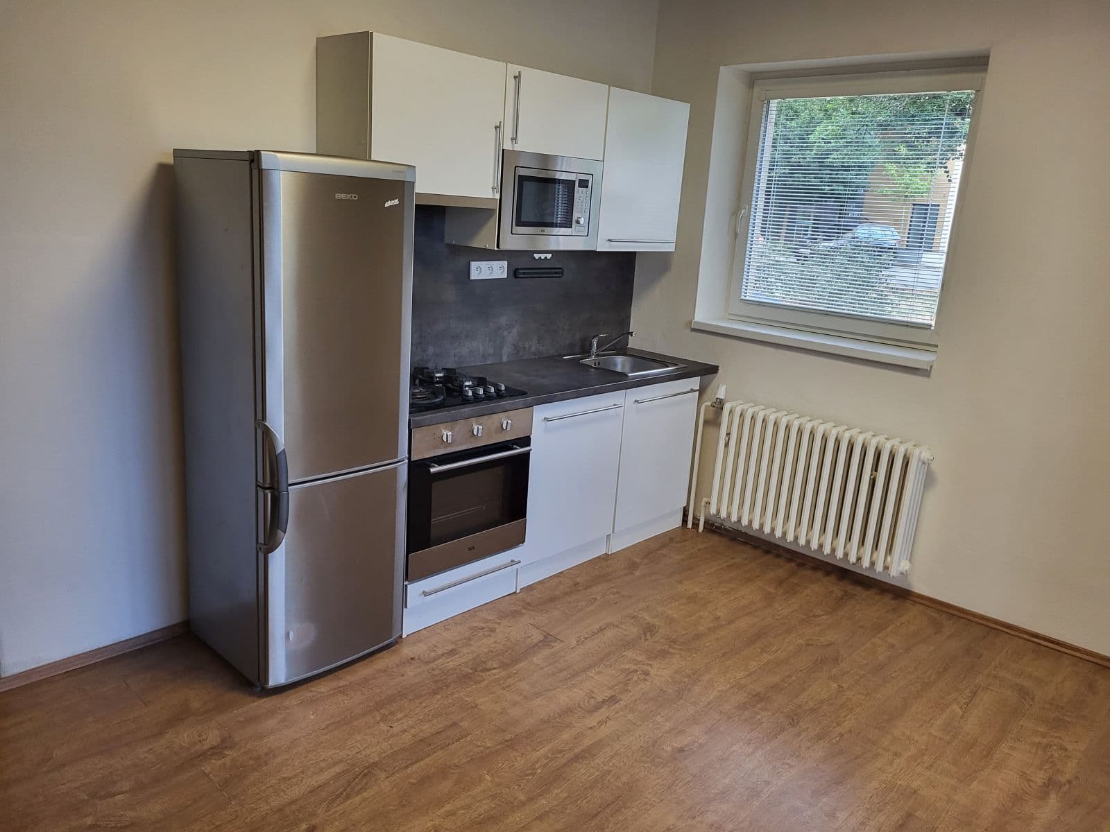 Prenájom bytu 1-izbový 30 m², Baarova, Praha, Praha Prenájom bytu 1-izbový 30 m², Baarova, Praha, Praha