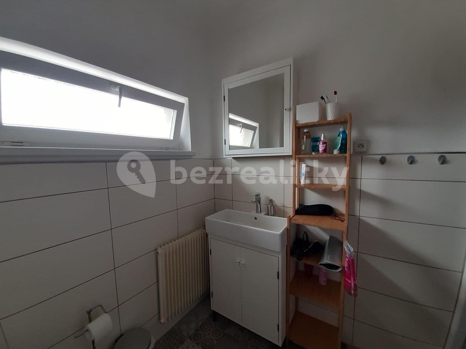 Prenájom domu 20 m², pozemek 50 m², Petrklíčová, Praha, Praha Prenájom domu 20 m², pozemek 50 m², Petrklíčová, Praha, Praha