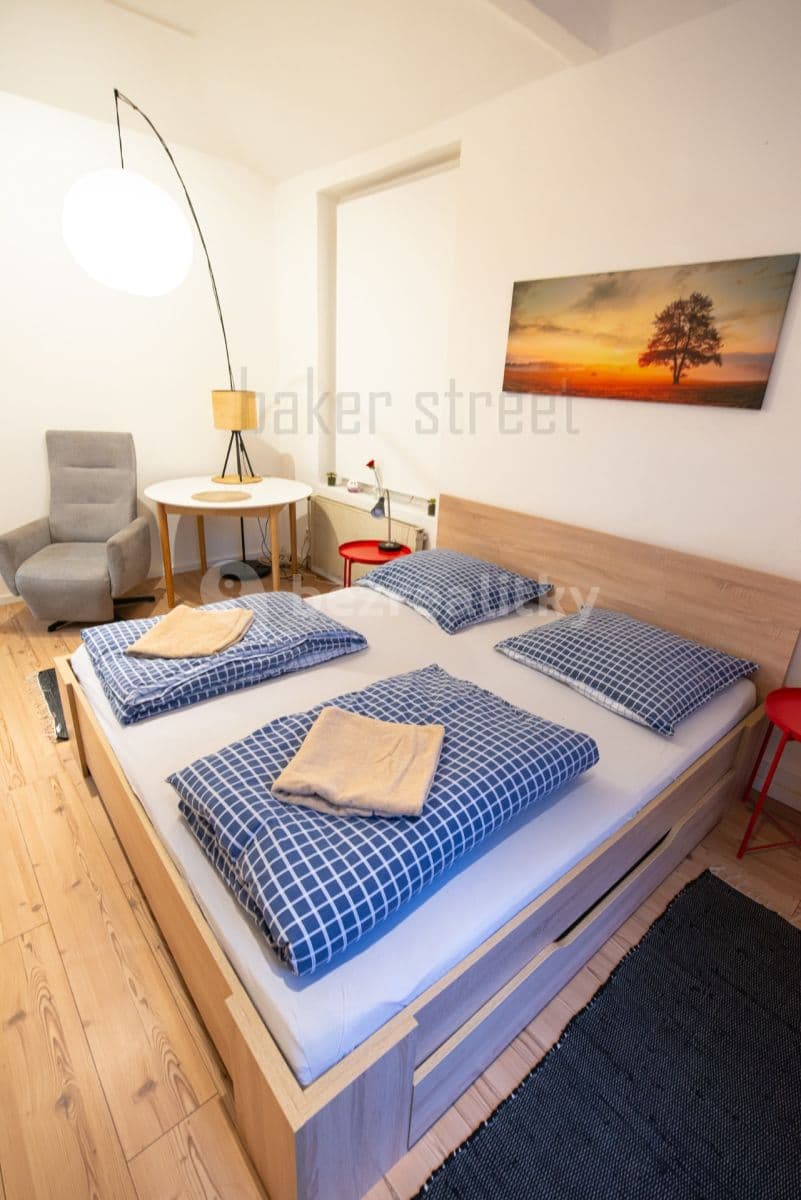 Prenájom bytu 1-izbový 32 m², U Pekařky, Praha, Praha Prenájom bytu 1-izbový 32 m², U Pekařky, Praha, Praha