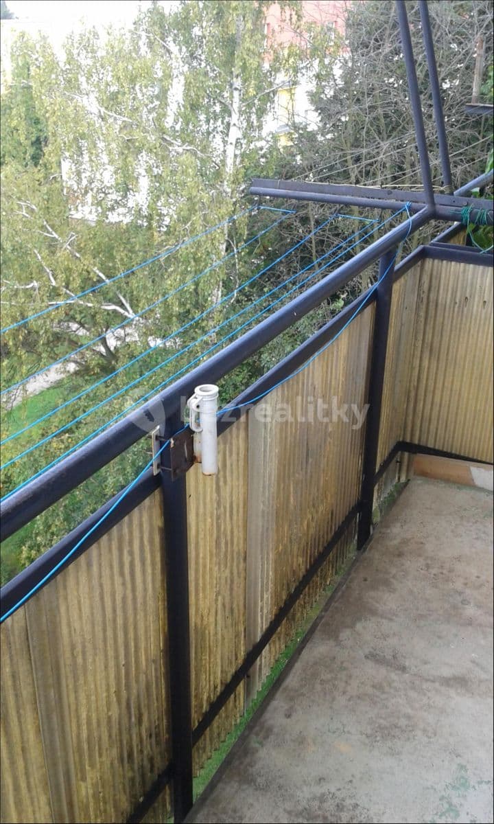 Prenájom bytu 1-izbový 35 m², Husovo náměstí, Nové Město nad Metují, Královéhradecký kraj Prenájom bytu 1-izbový 35 m², Husovo náměstí, Nové Město nad Metují, Královéhradecký kraj