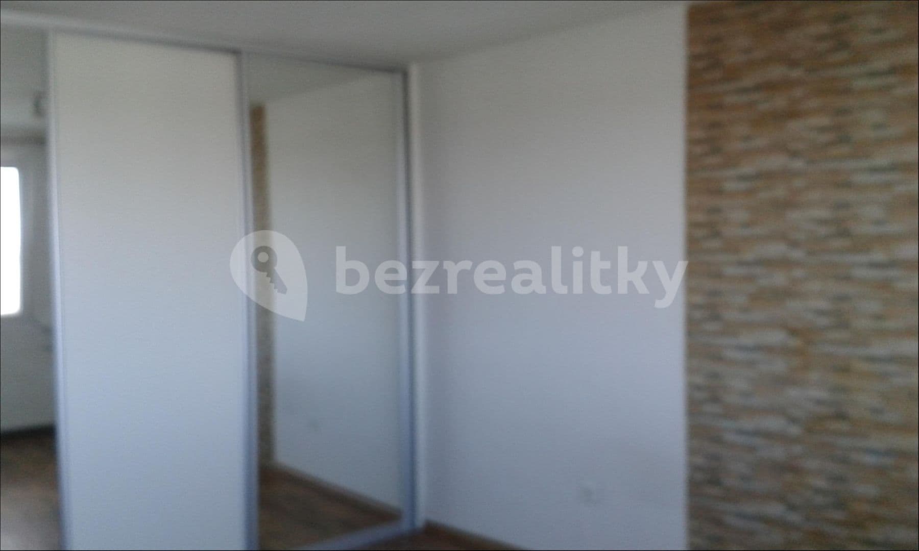 Prenájom bytu 1-izbový 35 m², Husovo náměstí, Nové Město nad Metují, Královéhradecký kraj Prenájom bytu 1-izbový 35 m², Husovo náměstí, Nové Město nad Metují, Královéhradecký kraj