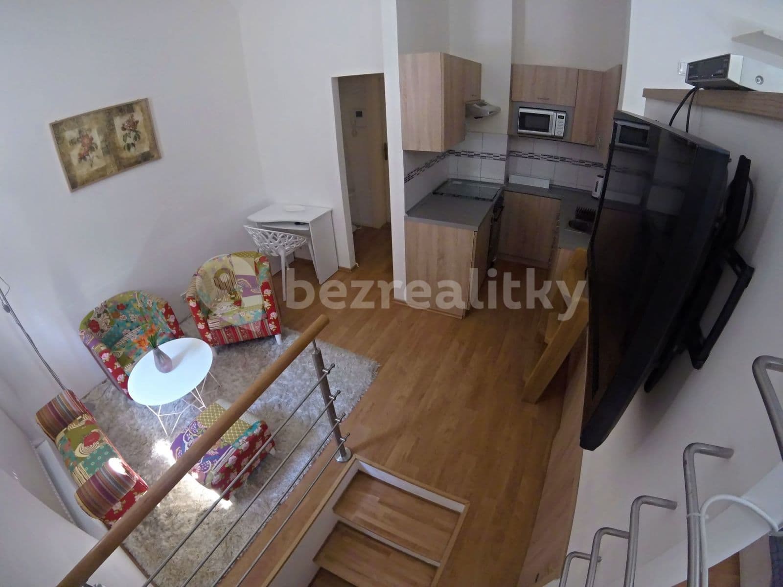 Prenájom bytu 1-izbový 40 m², Nad Santoškou, Praha, Praha Prenájom bytu 1-izbový 40 m², Nad Santoškou, Praha, Praha