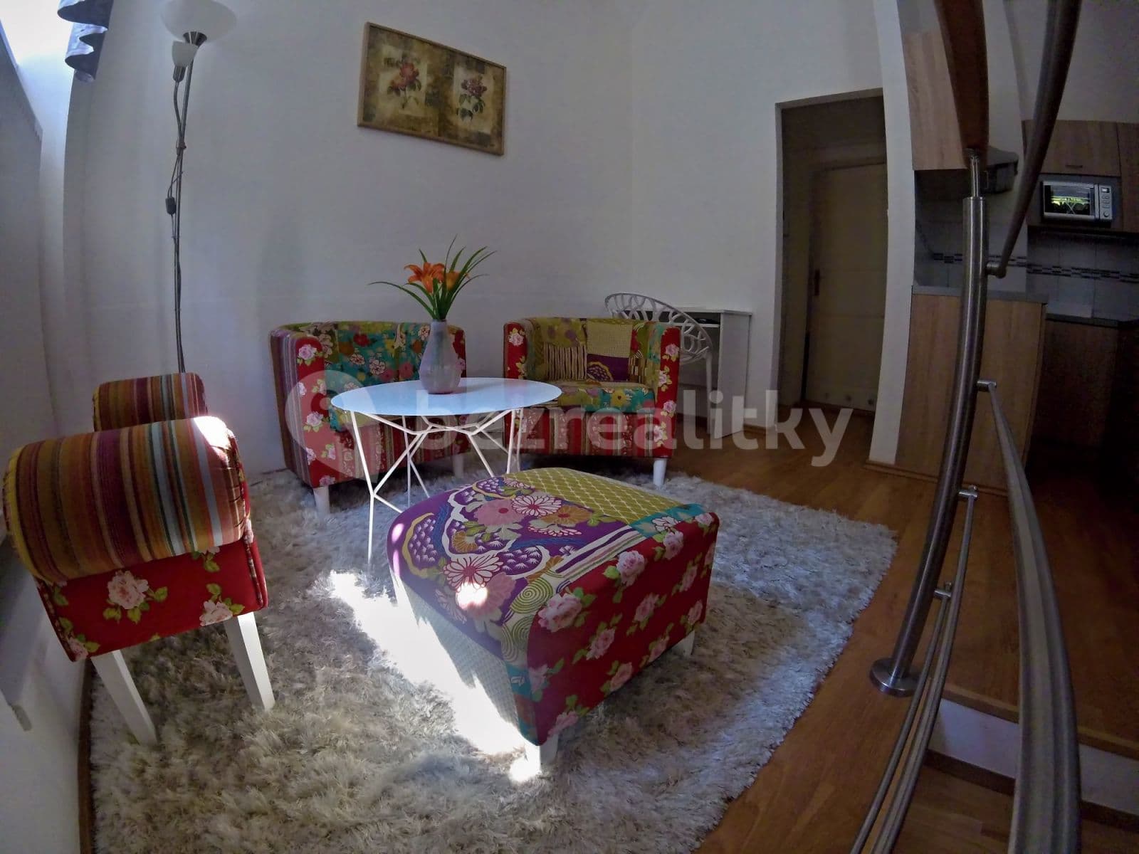 Prenájom bytu 1-izbový 40 m², Nad Santoškou, Praha, Praha Prenájom bytu 1-izbový 40 m², Nad Santoškou, Praha, Praha