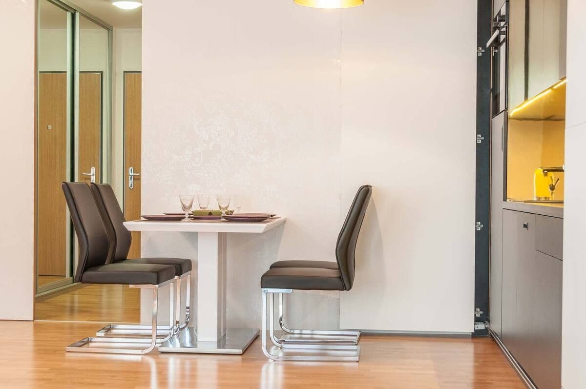 Prenájom bytu 1-izbový 51 m², Křižíkova, Praha, Praha Prenájom bytu 1-izbový 51 m², Křižíkova, Praha, Praha
