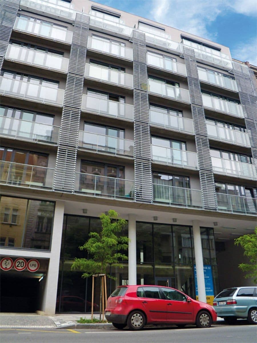 Prenájom bytu 1-izbový 51 m², Křižíkova, Praha, Praha Prenájom bytu 1-izbový 51 m², Křižíkova, Praha, Praha