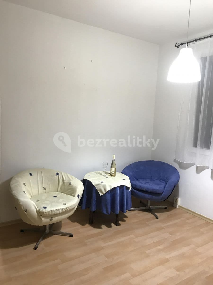 Prenájom bytu 2-izbový 38 m², Heyrovského, Plzeň, Plzeňský kraj Prenájom bytu 2-izbový 38 m², Heyrovského, Plzeň, Plzeňský kraj