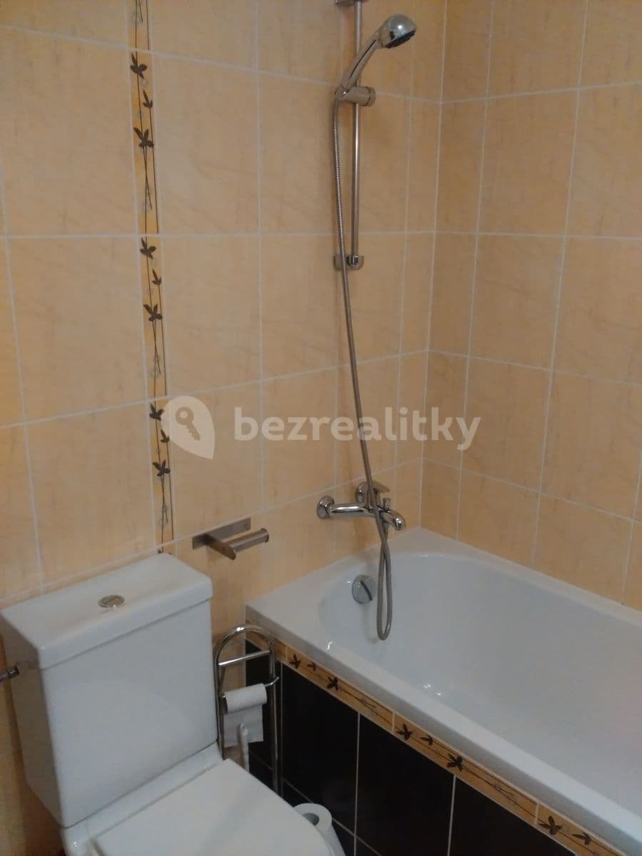 Prenájom bytu 2-izbový 37 m², Drásov, Jihomoravský kraj Prenájom bytu 2-izbový 37 m², Drásov, Jihomoravský kraj