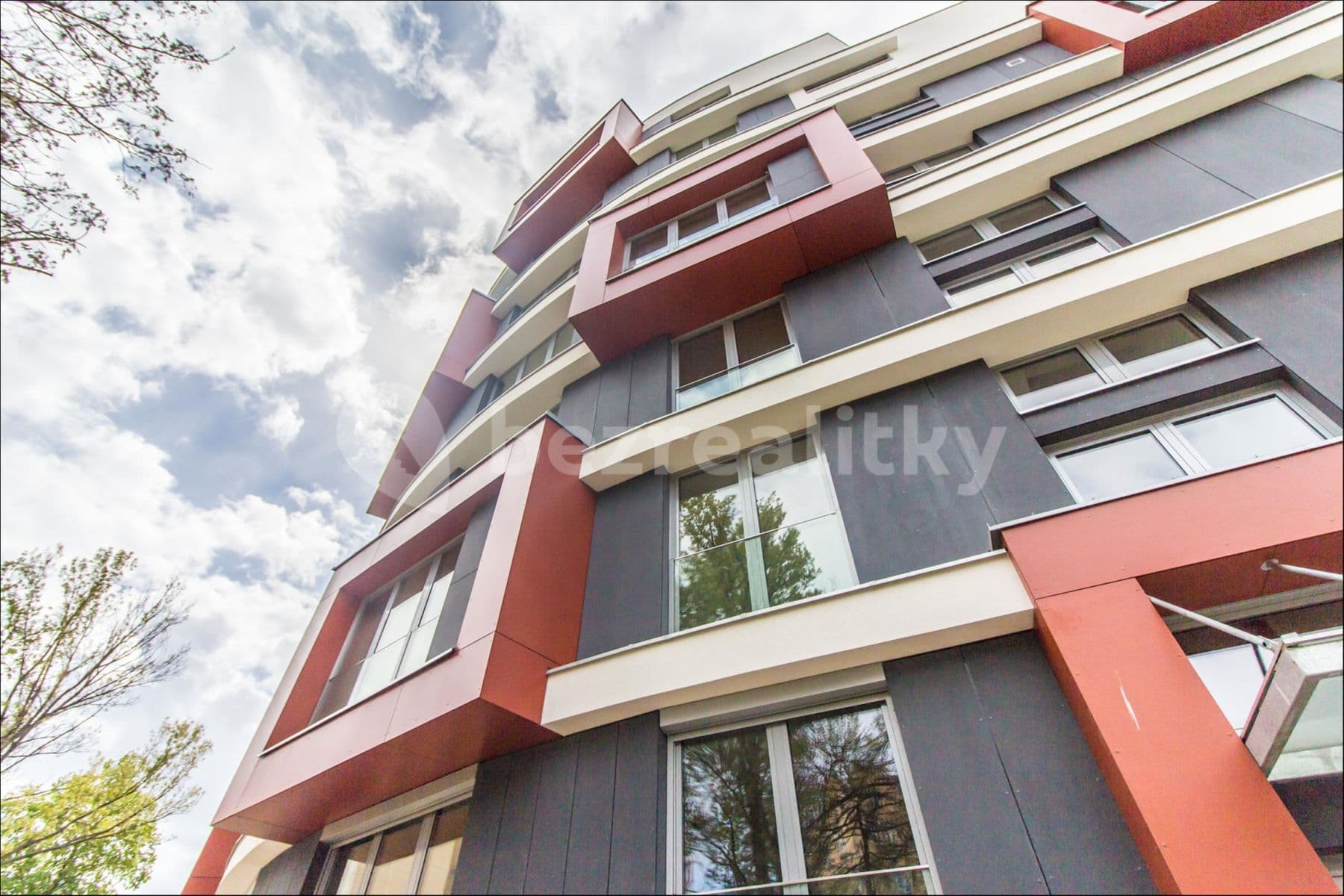 Prenájom bytu 1-izbový 39 m², Vojenova, Praha, Praha Prenájom bytu 1-izbový 39 m², Vojenova, Praha, Praha