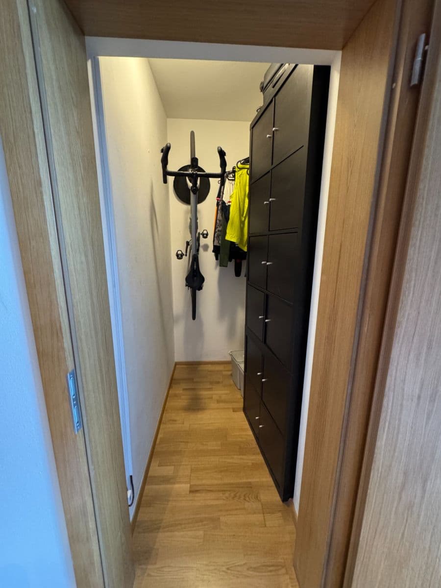 Prenájom bytu 1-izbový 39 m², Vojenova, Praha, Praha Prenájom bytu 1-izbový 39 m², Vojenova, Praha, Praha