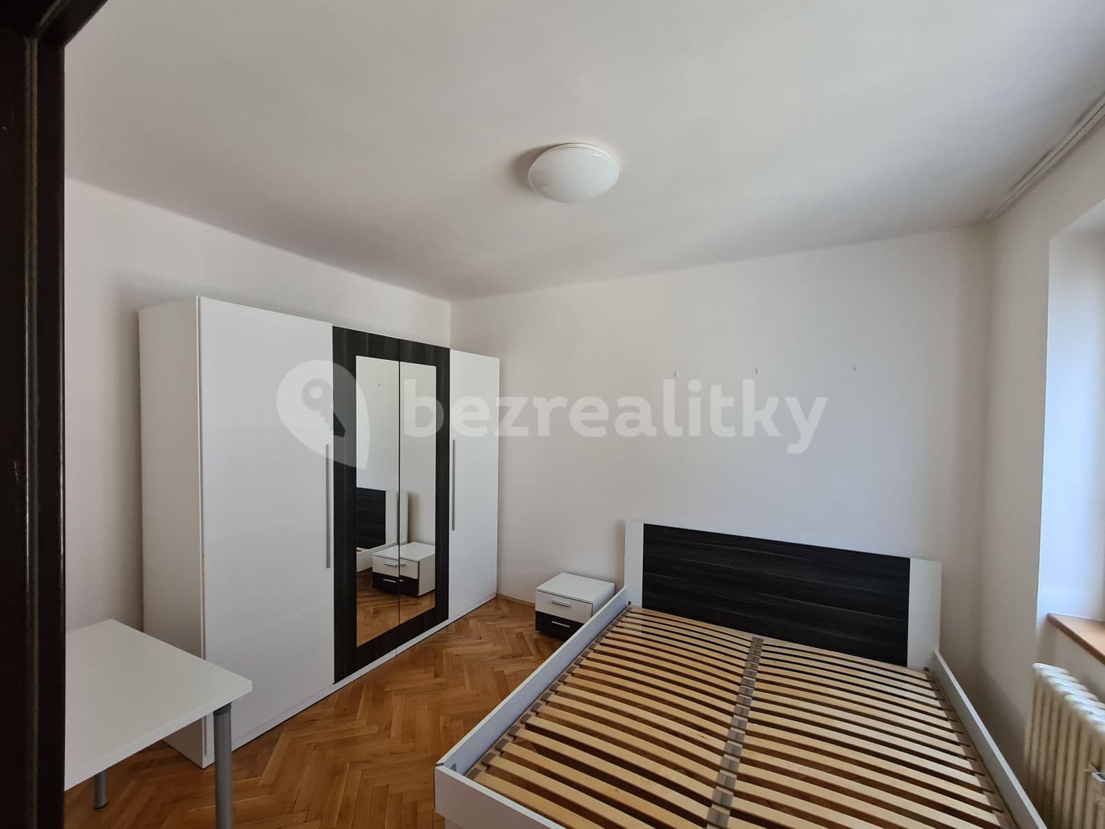 Prenájom bytu 3-izbový 74 m², Arménská, Praha, Praha Prenájom bytu 3-izbový 74 m², Arménská, Praha, Praha