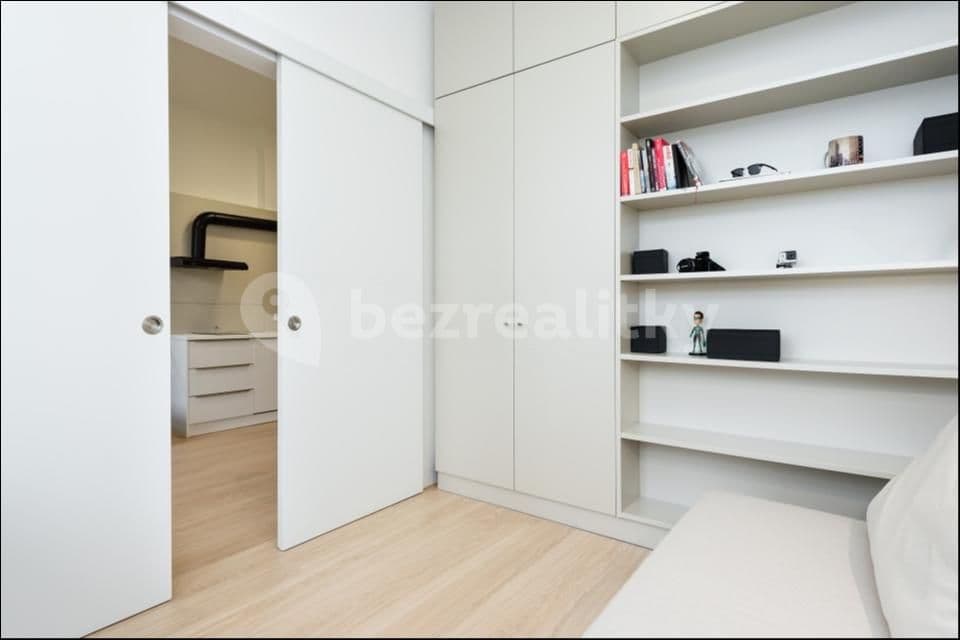 Prenájom bytu 2-izbový 35 m², Ortenovo náměstí, Praha, Praha Prenájom bytu 2-izbový 35 m², Ortenovo náměstí, Praha, Praha