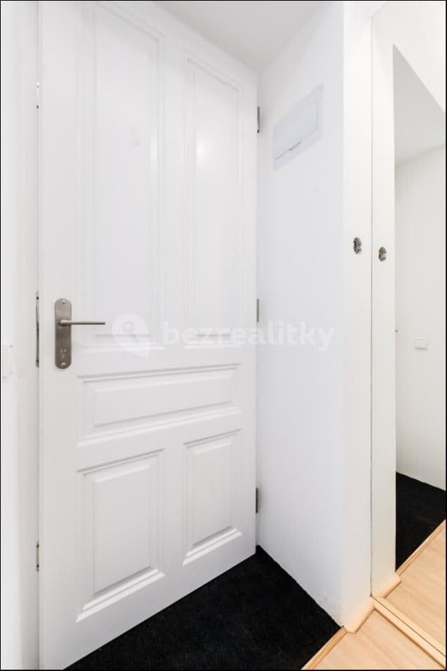 Prenájom bytu 2-izbový 35 m², Ortenovo náměstí, Praha, Praha Prenájom bytu 2-izbový 35 m², Ortenovo náměstí, Praha, Praha