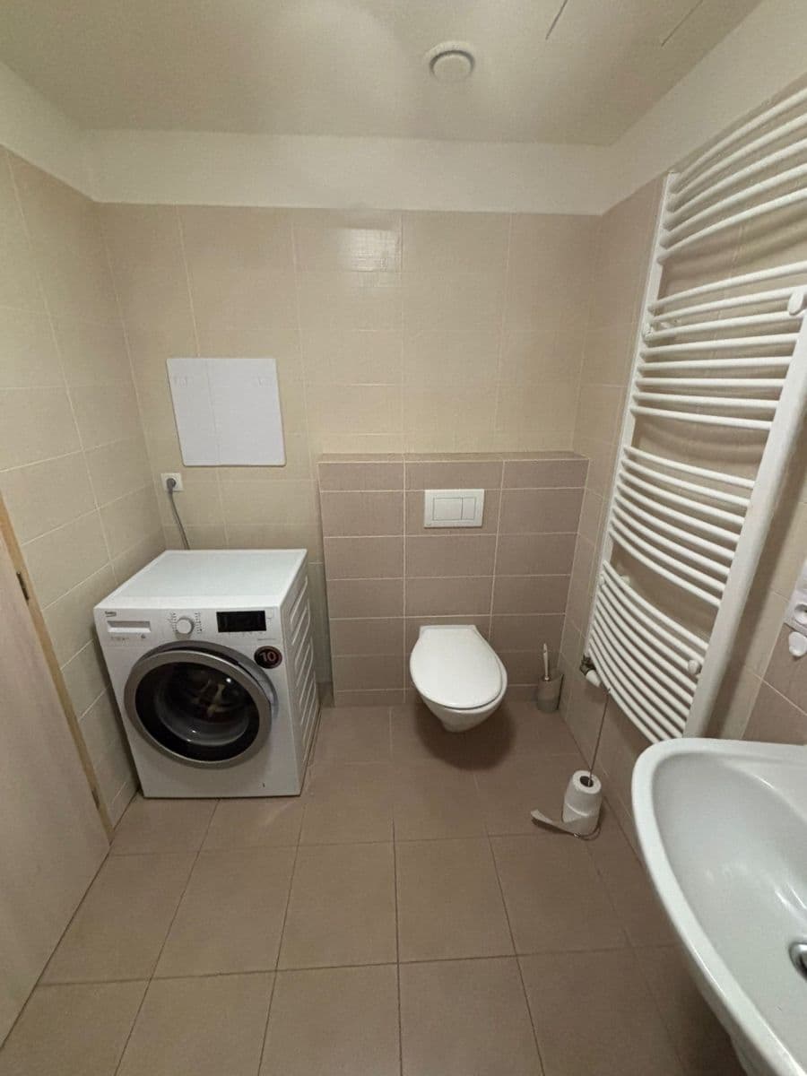 Prenájom bytu 2-izbový 51 m², Sladová, Plzeň, Plzeňský kraj Prenájom bytu 2-izbový 51 m², Sladová, Plzeň, Plzeňský kraj