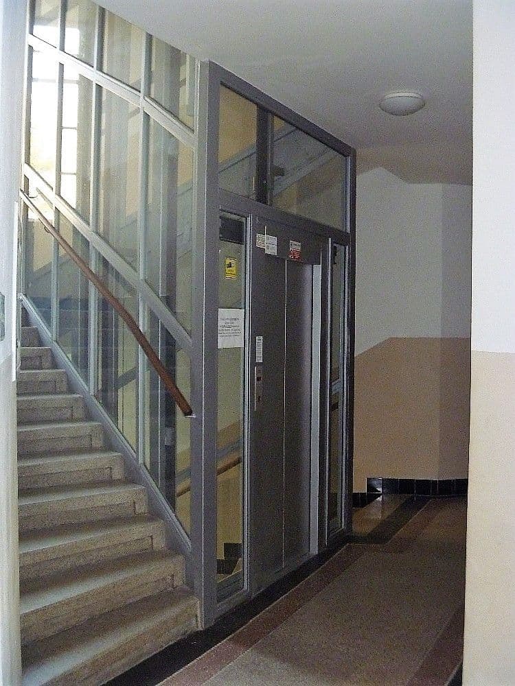 Prenájom nebytového priestoru 81 m², Lotyšská, Praha, Praha Prenájom nebytového priestoru 81 m², Lotyšská, Praha, Praha