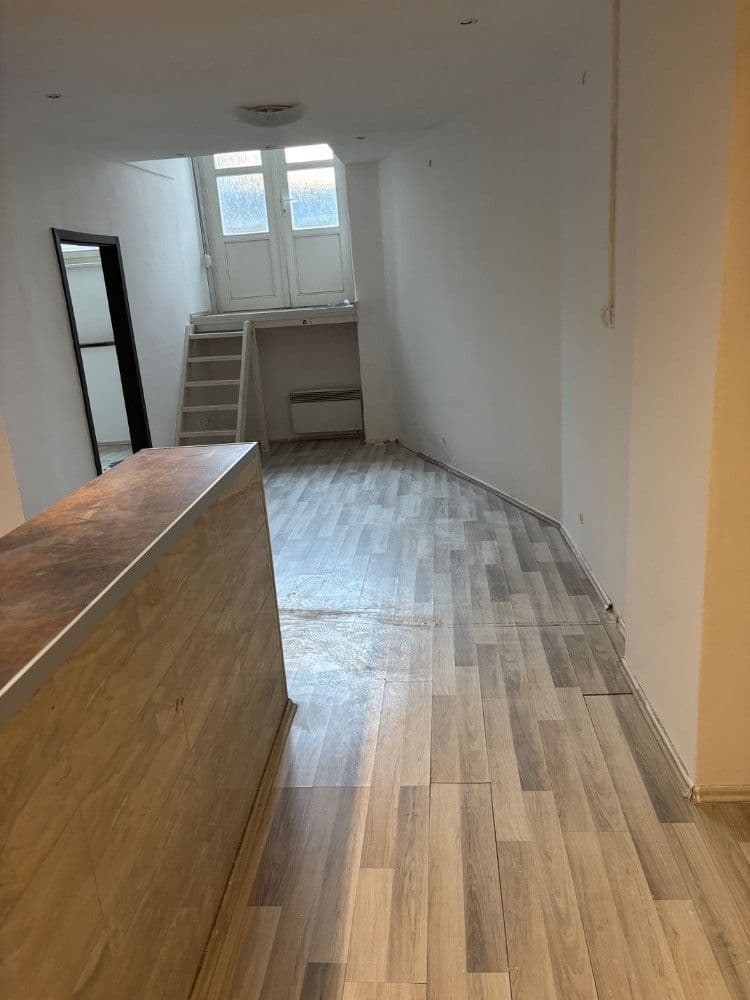 Prenájom nebytového priestoru 82 m², Lotyšská, Praha, Praha Prenájom nebytového priestoru 82 m², Lotyšská, Praha, Praha