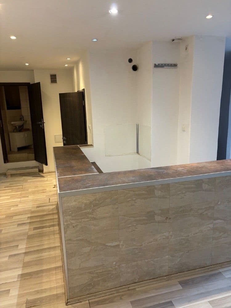 Prenájom nebytového priestoru 82 m², Lotyšská, Praha, Praha Prenájom nebytového priestoru 82 m², Lotyšská, Praha, Praha